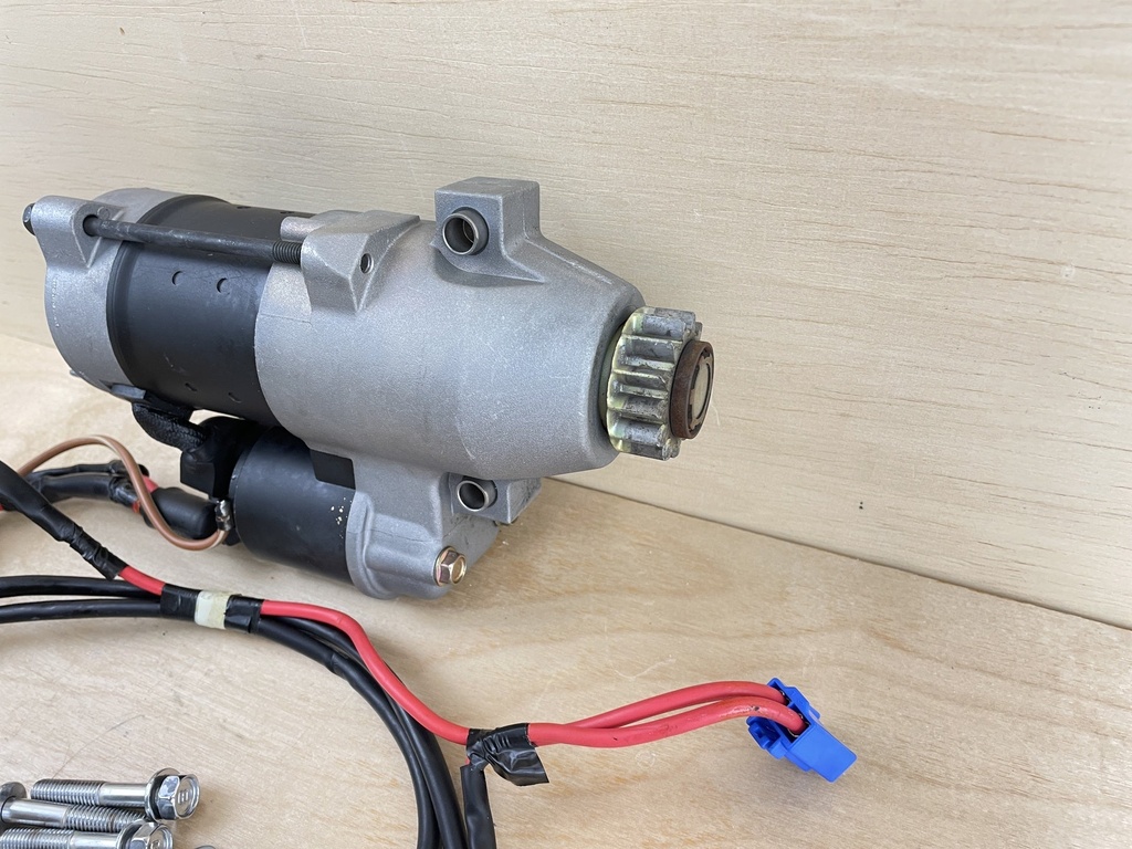 2006 Yamaha 250HP Outboard 4 Stroke Engine Starter Assembly 6BR-81800-02-00