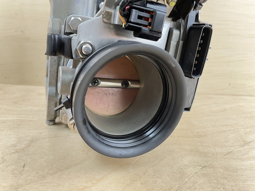 2006 Yamaha 250HP 4 Stroke Outboard Throttle Body Assembly 6P2-13750-00-00