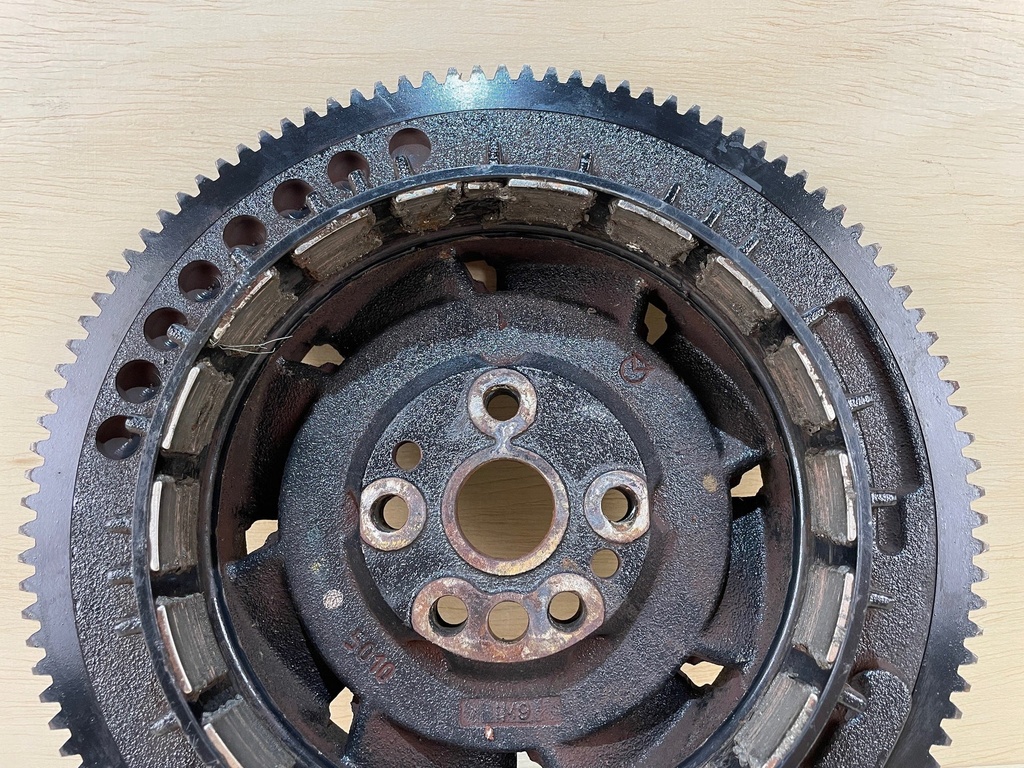 Evinrude Etec 90 - 200 HP Flywheel Assembly 5007967 - For Parts