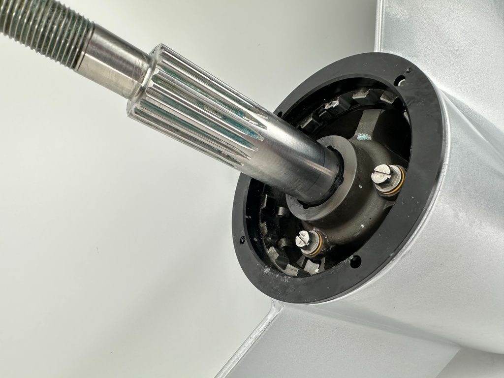 Mercury V8 Outboard 25" XL Cambered Lower Unit Gear Case RH Standard