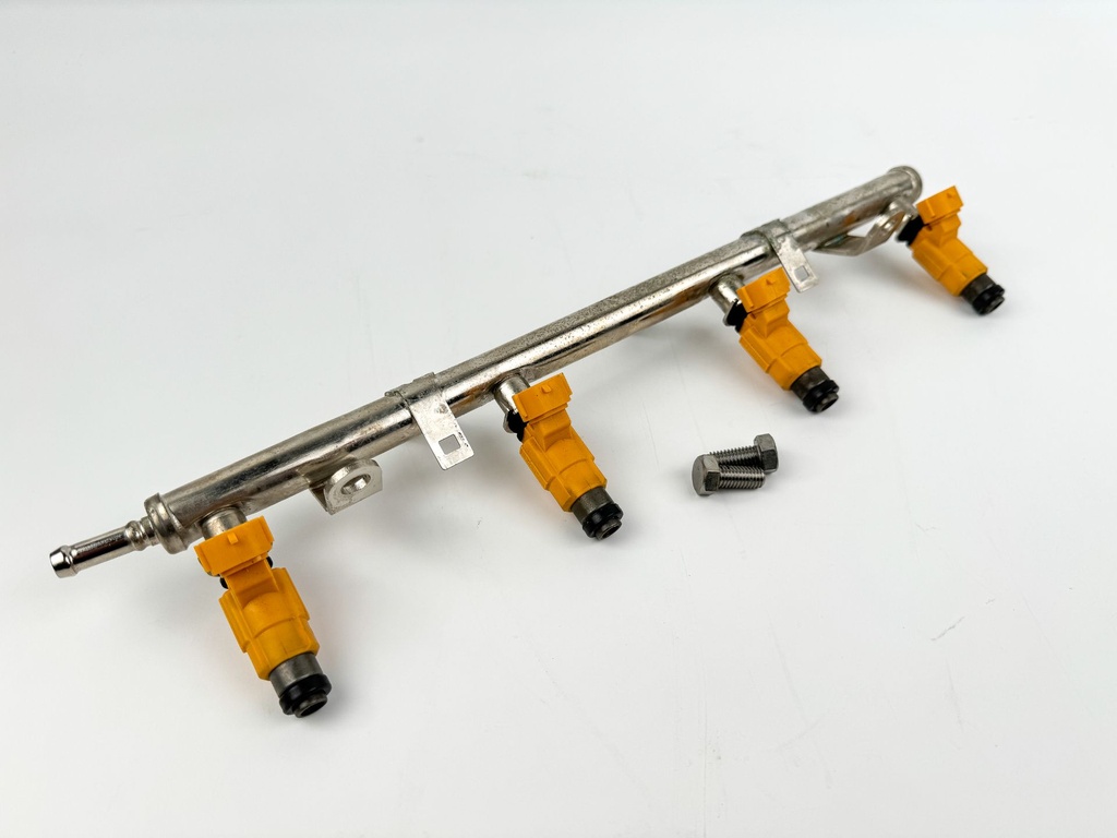 2011 Yamaha 150 HP 4 Stroke Outboard Fuel Injector Set W/ Rail 63P-13160-00-00 OEM