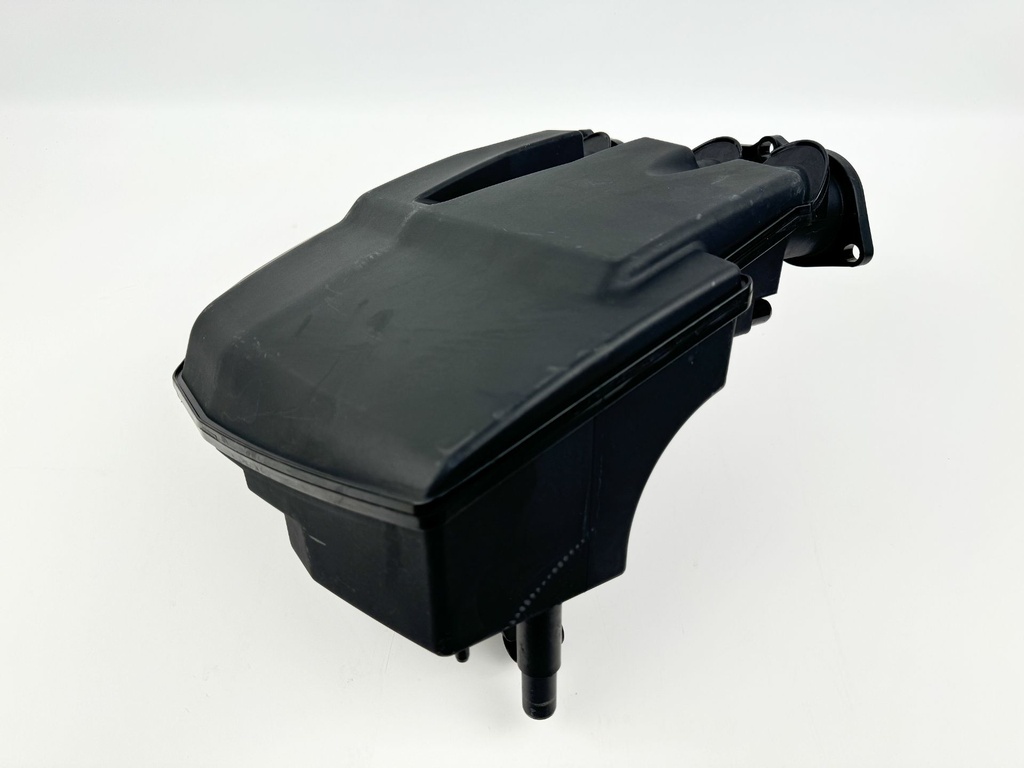 2011 Yamaha 150 HP 4 Stroke Outboard Intake Air Silencer Assembly 63P-14440-00-00 OEM