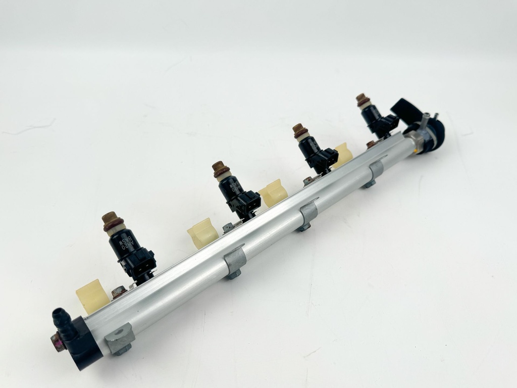 2007 Honda 150 HP 4 Stroke Outboard Fuel Injector Set W/ Rail 16450-ZY6-003 OEM