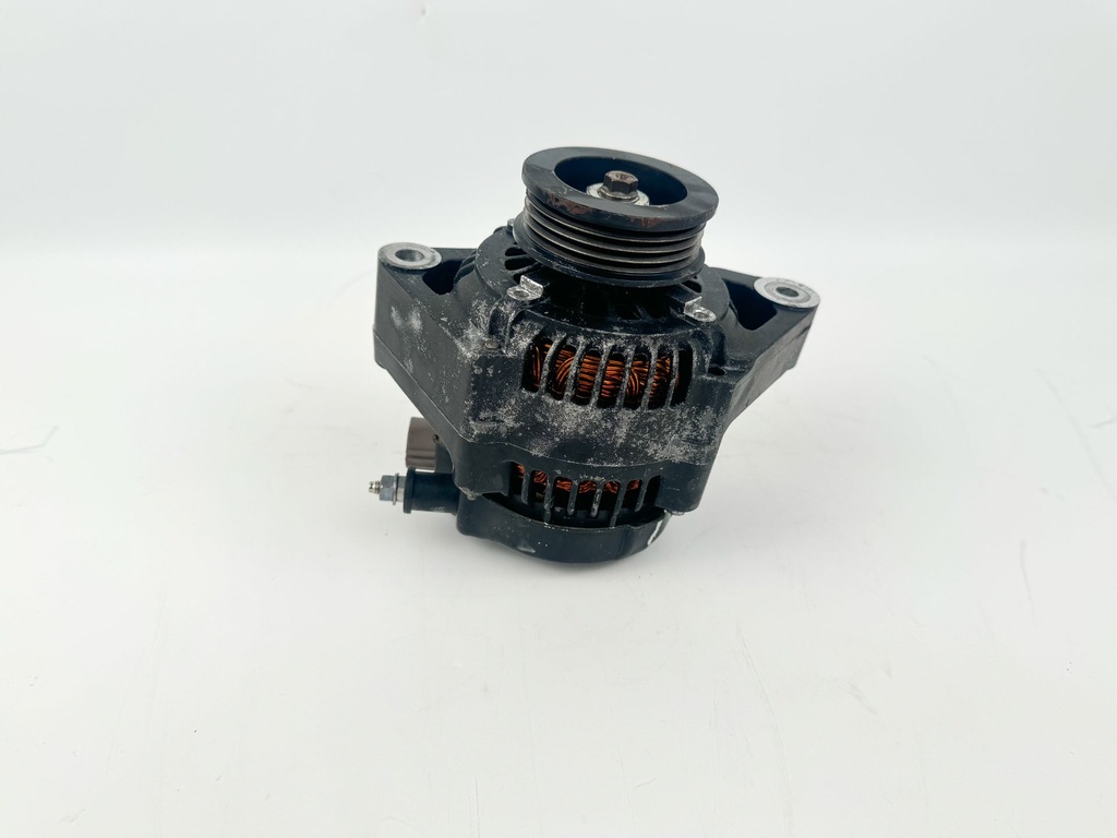 2007 Honda 150 HP 4 Stroke Outboard Alternator 31630-ZY6-013 OEM