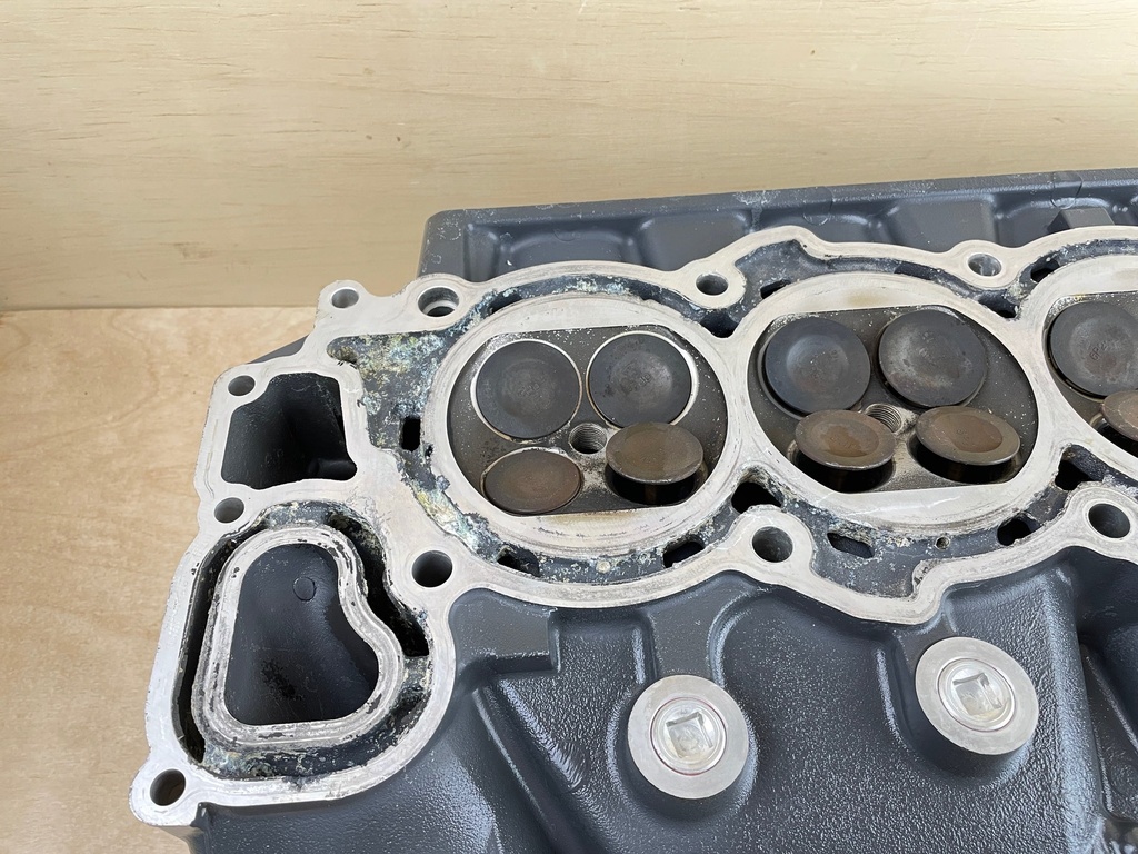 2008 Yamaha 350HP Outboard Left Port Side Cylinder Head 6AW-W009A-A0-9S