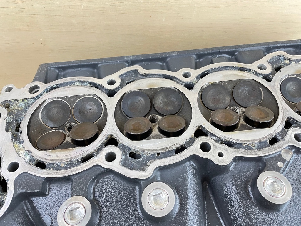 2008 Yamaha 350HP Outboard Left Port Side Cylinder Head 6AW-W009A-A0-9S