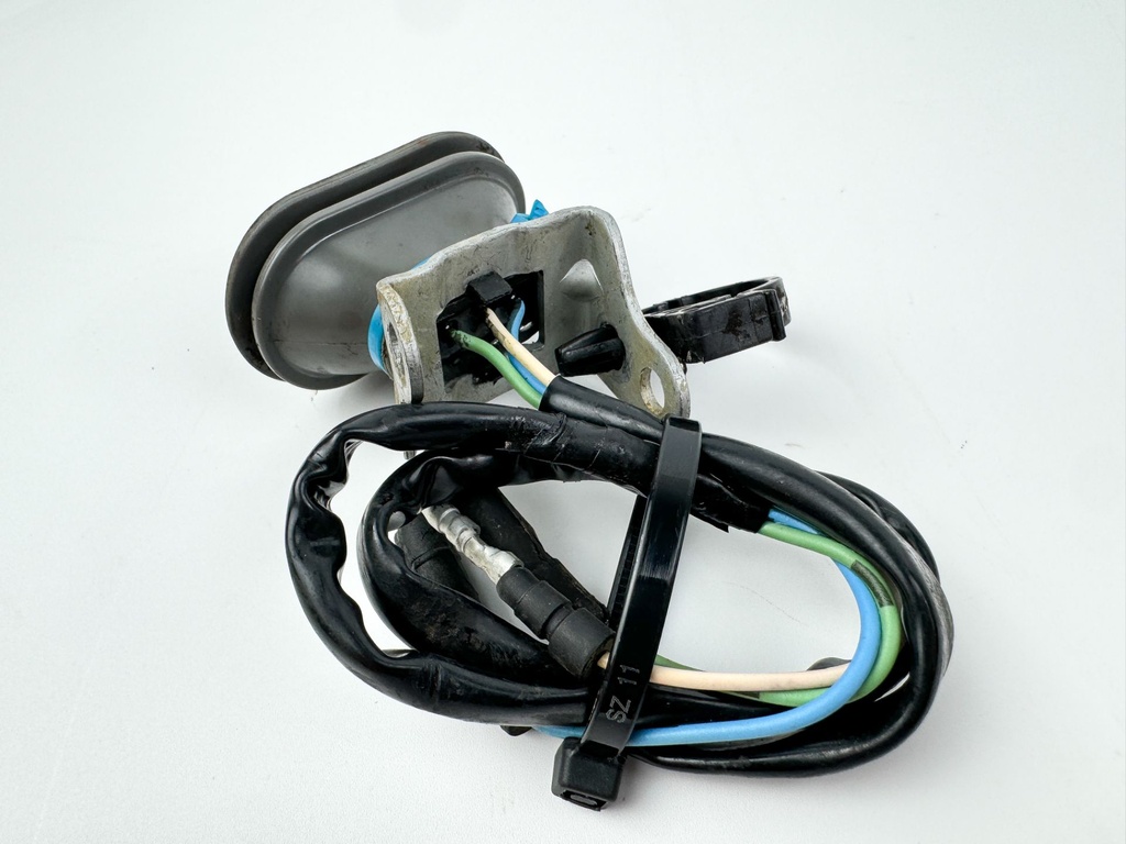 2005 Honda 90 HP 4 Stroke Outboard Trim Switch 35640-ZW1-023 OEM