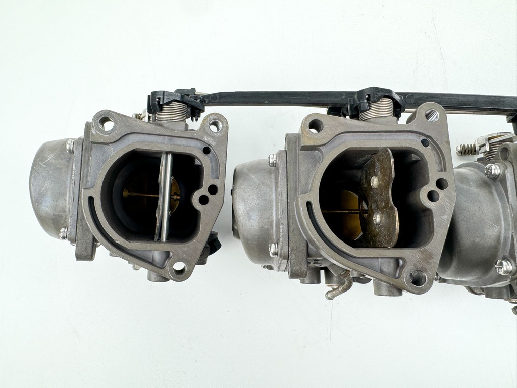 2005 Honda 90 HP 4 Stroke Outboard Carburetor Set 16101-ZW1-L41 OEM