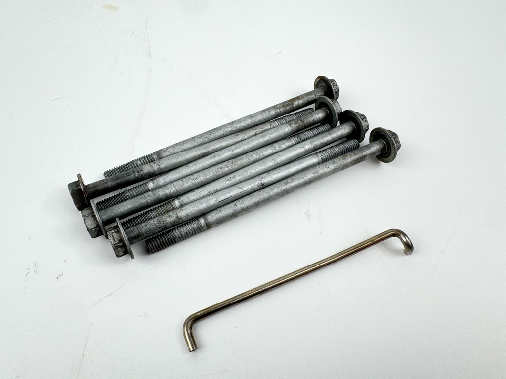 2005 Honda 90 HP 4 Stroke Outboard Carburetor Set 16101-ZW1-L41 OEM