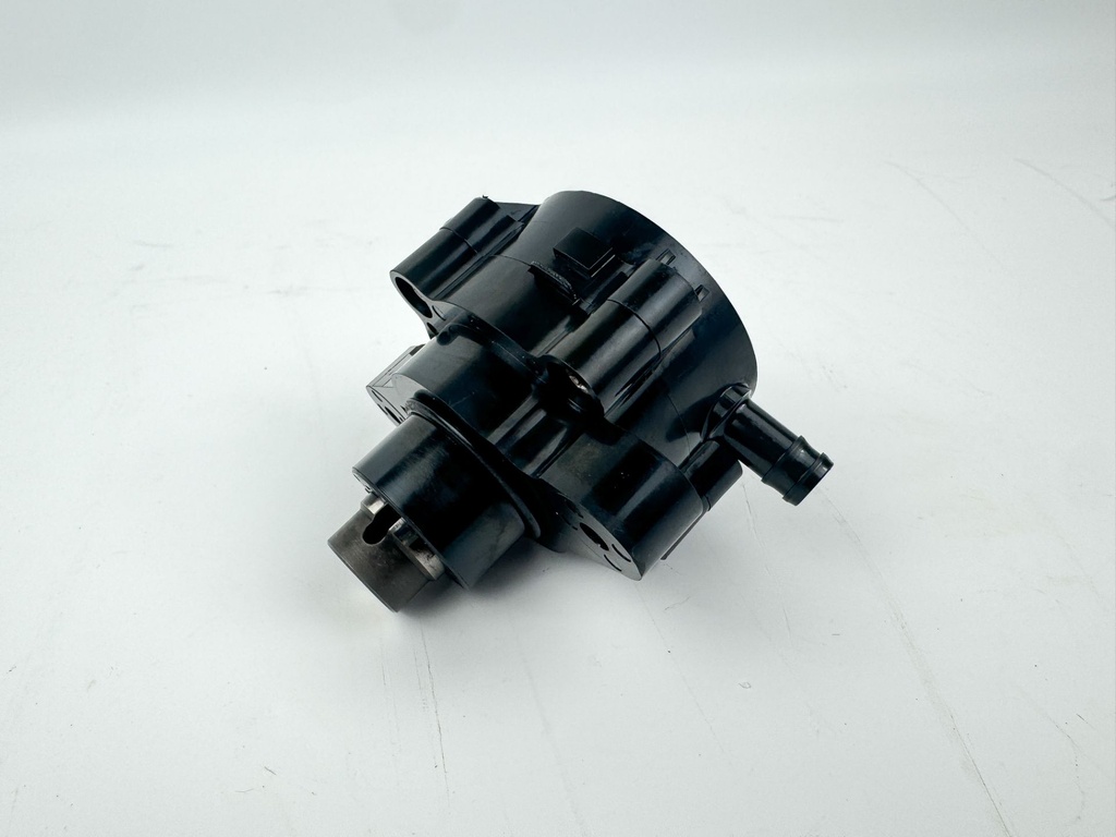 2007 Honda 150 HP 4 Stroke Outboard Fuel Pump 16700-ZY6-013 OEM