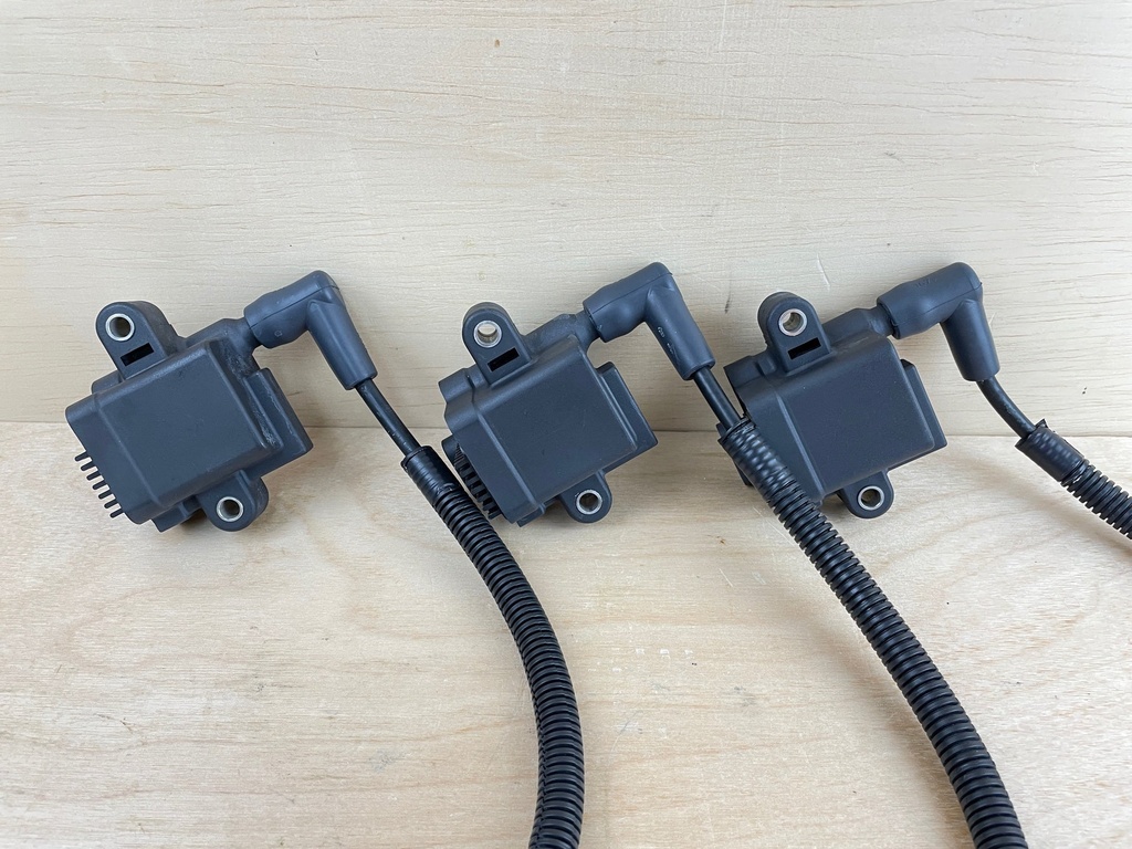 2010 Mercury 115HP Optimax Outboard Ignition Coil Set With Plug Wires 879984T00