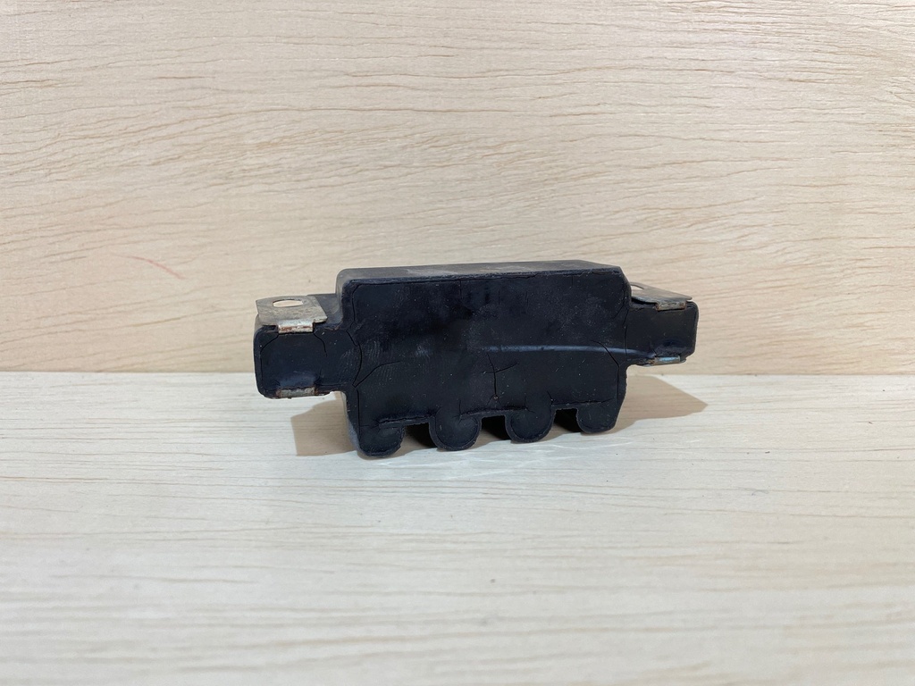 Evinrude Johnson Outboard Engine Ignition Coil Assembly 583740