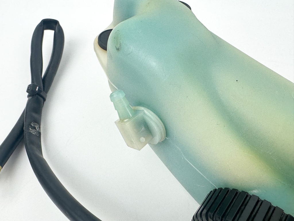 2003 Mercury 150 HP 2 Stroke Outboard Oil Tank 994436 OEM