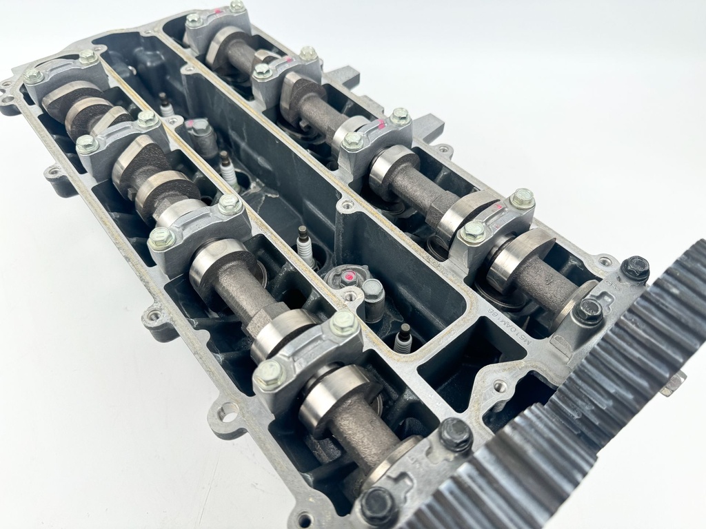 2011 Yamaha 150 HP 4 Stroke Outboard Cylinder Head 63P-W009A-03-9S OEM