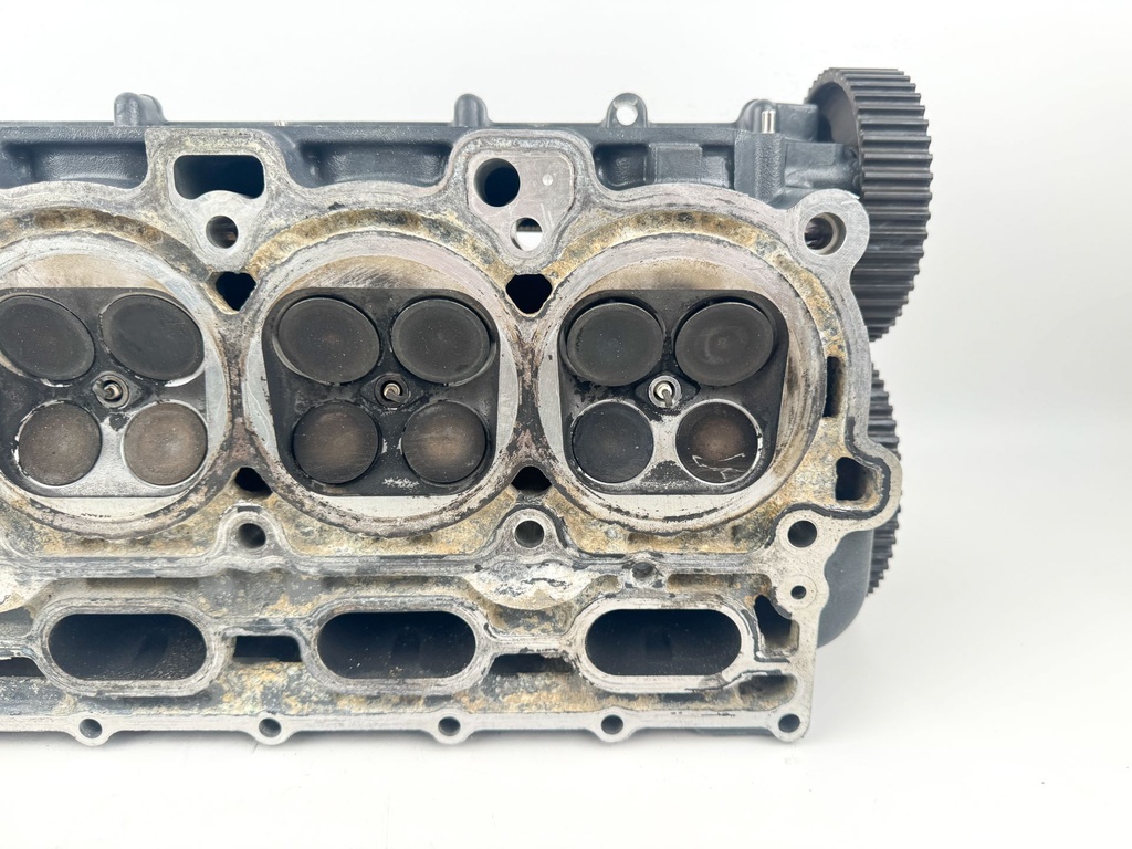 2011 Yamaha 150 HP 4 Stroke Outboard Cylinder Head 63P-W009A-03-9S OEM