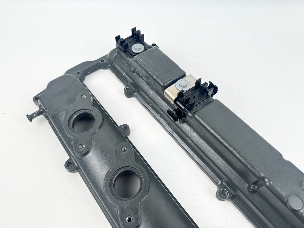 2011 Yamaha 150 HP 4 Stroke Outboard Cylinder Head 63P-W009A-03-9S OEM