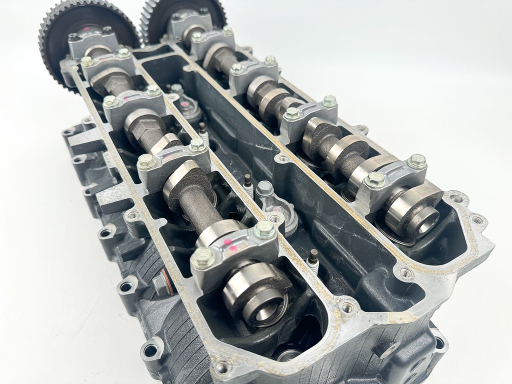 2011 Yamaha 150 HP 4 Stroke Outboard Cylinder Head 63P-W009A-03-9S OEM