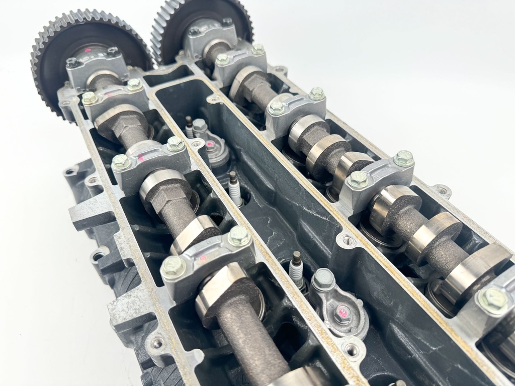 2011 Yamaha 150 HP 4 Stroke Outboard Cylinder Head 63P-W009A-03-9S OEM