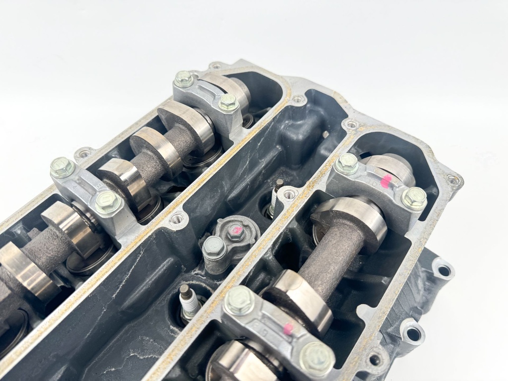 2011 Yamaha 150 HP 4 Stroke Outboard Cylinder Head 63P-W009A-03-9S OEM