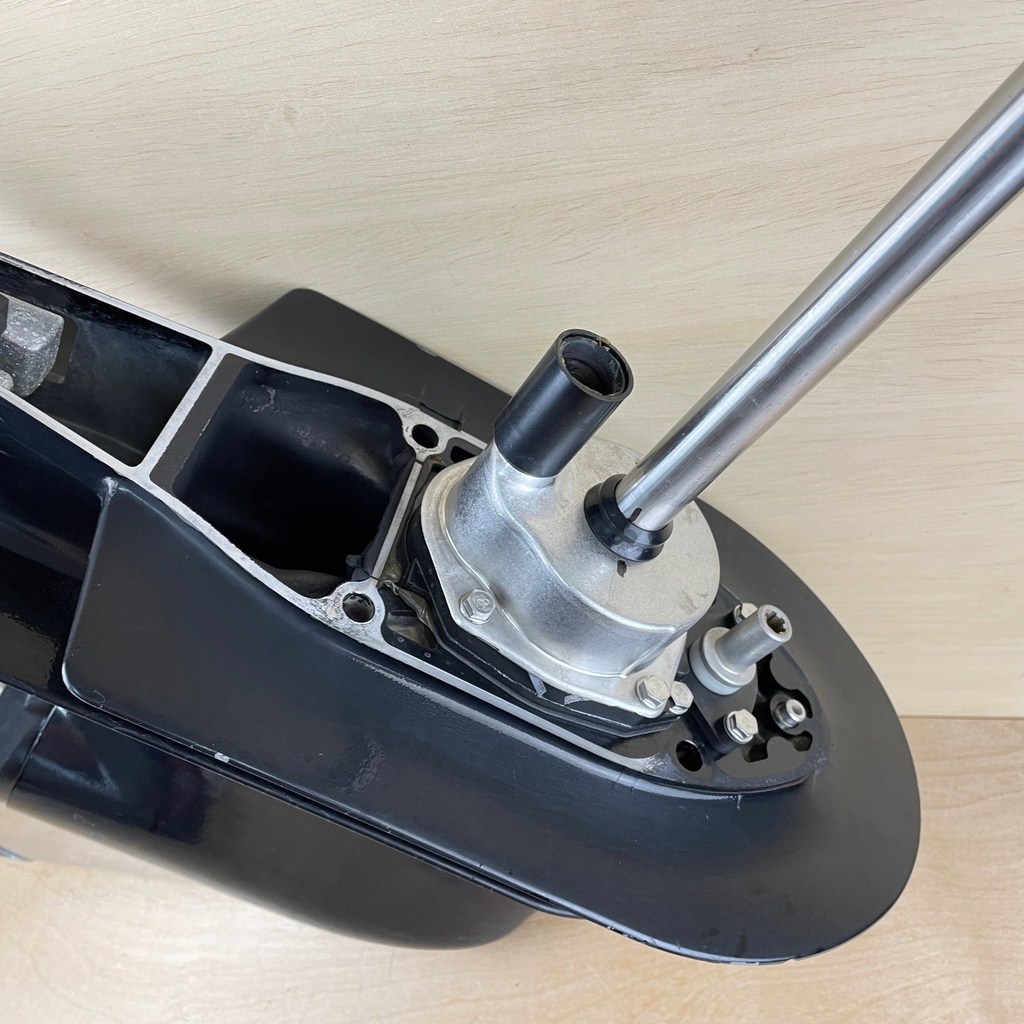 2010 Mercury 115HP Optimax 20" L Lower Unit Gear Case 2.07:1 9011J33