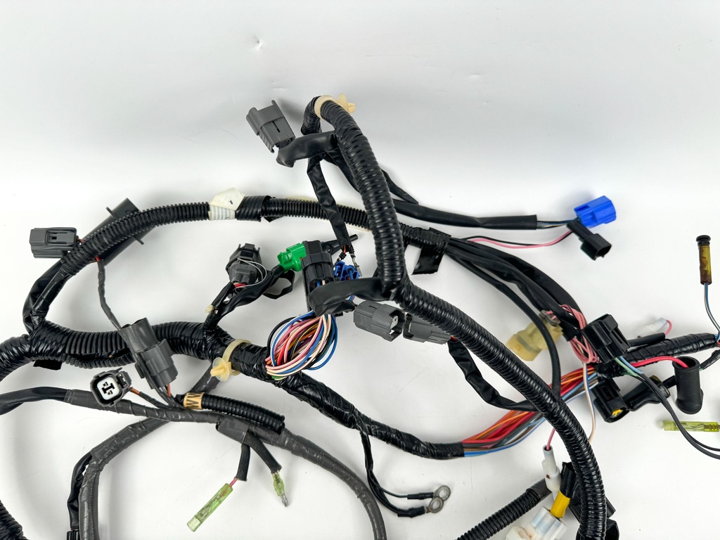 2005 Yamaha 150HP 4 Stroke Outboard Engine Wire Harness 63P-82590-21-00