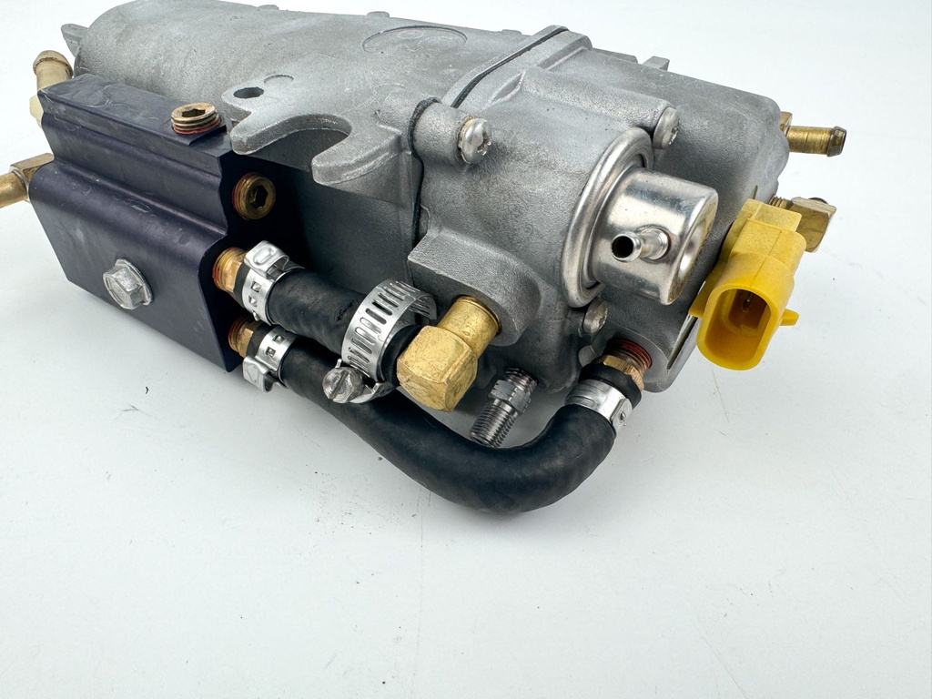 2003 Mercury 60 HP 4 Stroke Outboard Vapor Separator Tank VST 883214T1 OEM