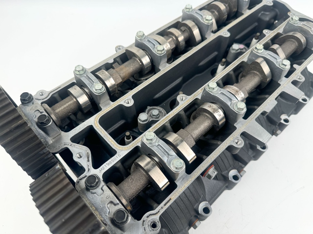 04-07 Yamaha 150HP 4 Stroke Outboard Cylinder Head Complete 63P-W009A-02-9S