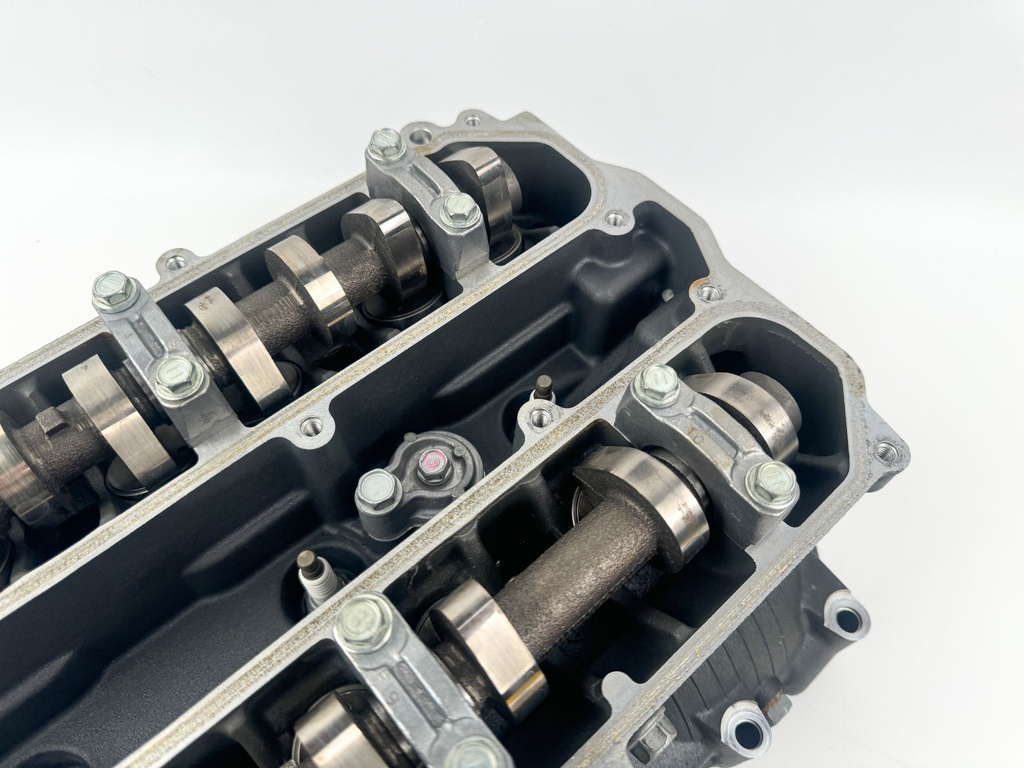 04-07 Yamaha 150HP 4 Stroke Outboard Cylinder Head Complete 63P-W009A-02-9S