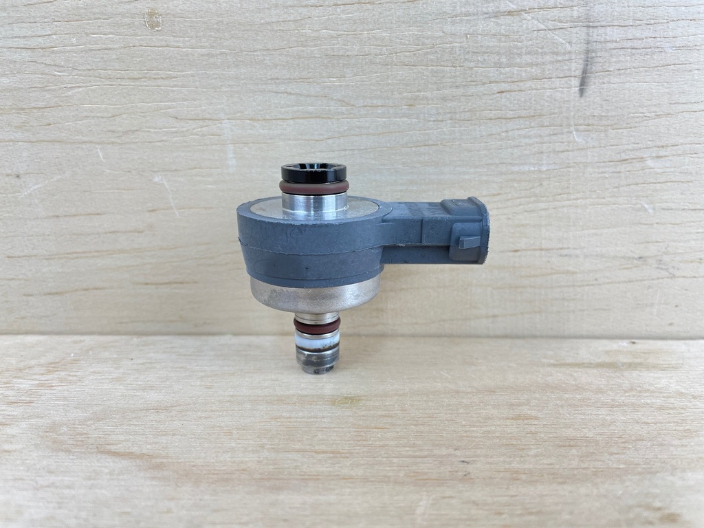 2010 Mercury 115HP Optimax 2 Stroke Outboard Air Injector 884595A01 8M6001744