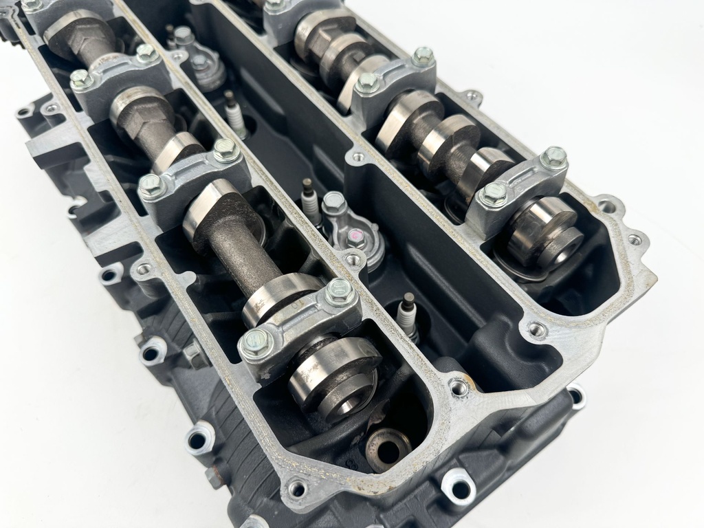 04-07 Yamaha 150HP 4 Stroke Outboard Cylinder Head Complete 63P-W009A-02-9S