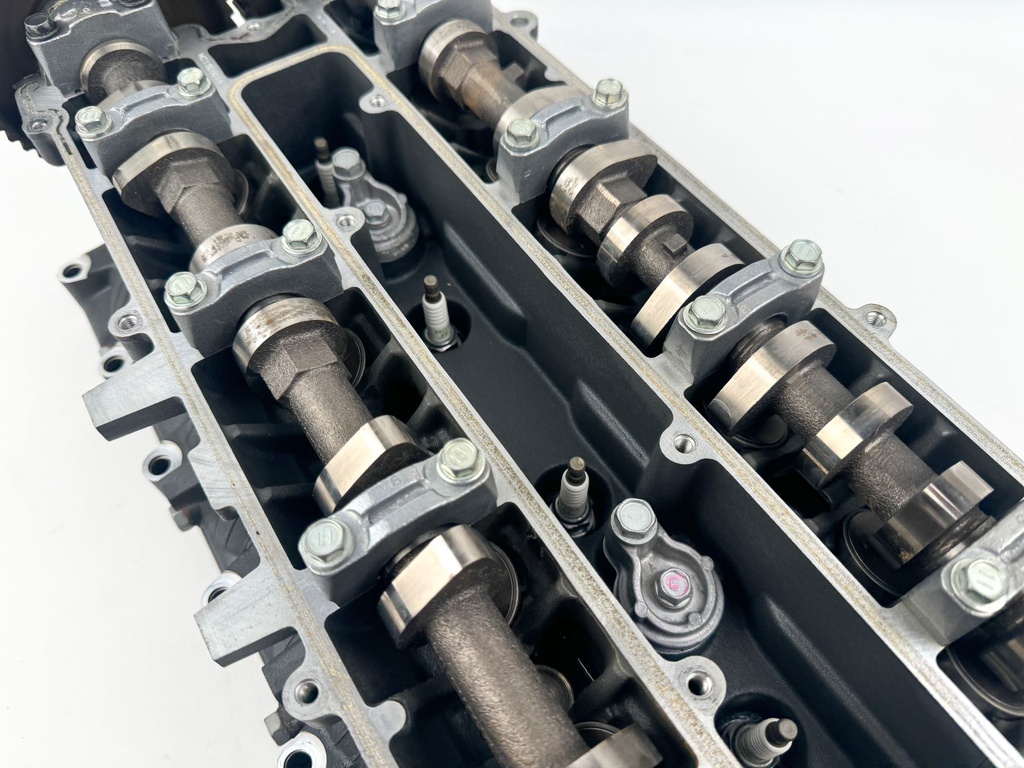 04-07 Yamaha 150HP 4 Stroke Outboard Cylinder Head Complete 63P-W009A-02-9S