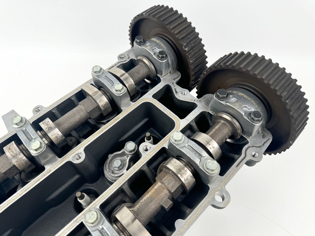 04-07 Yamaha 150HP 4 Stroke Outboard Cylinder Head Complete 63P-W009A-02-9S