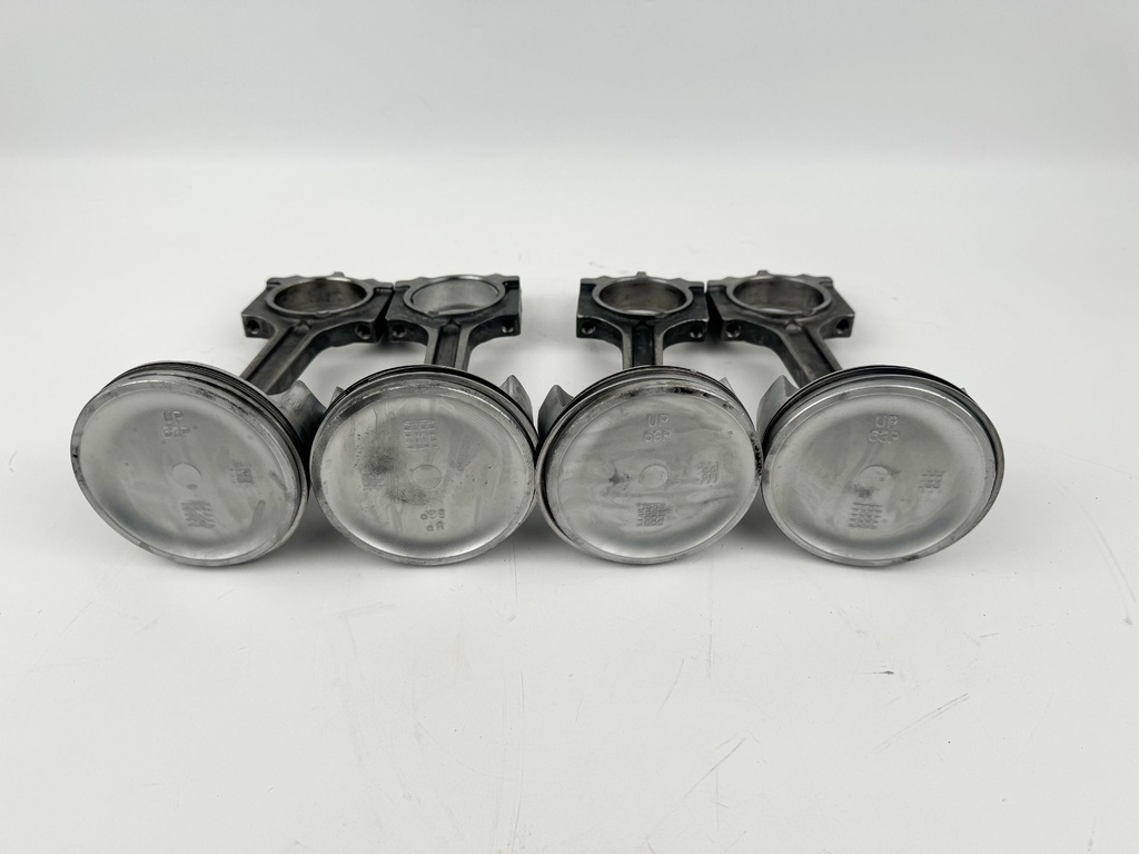 2005 Yamaha 150HP 4 Stroke Outboard Piston & Connecting Rod Set 63P-W1164-01-00