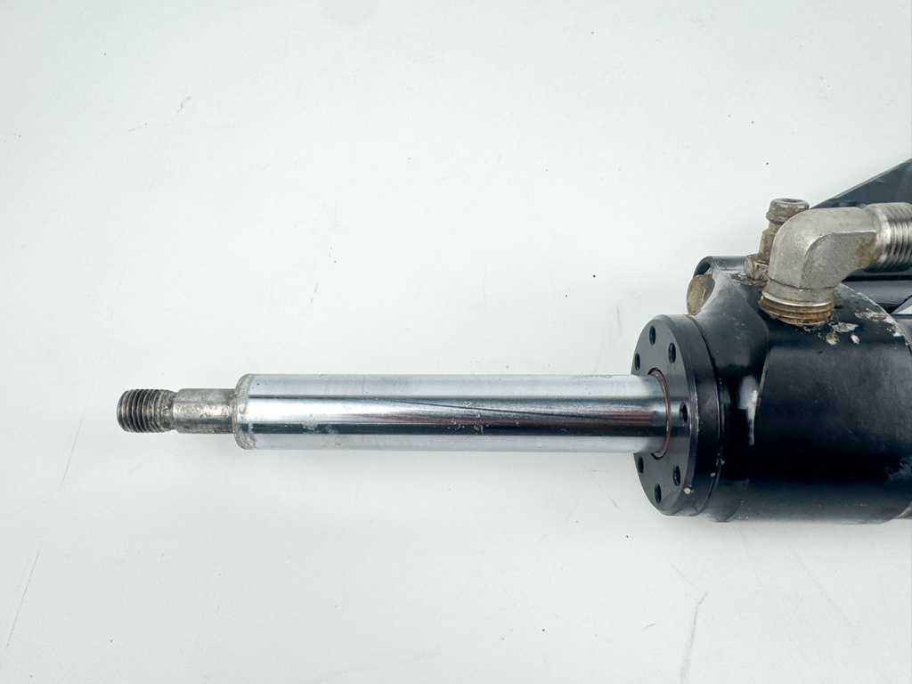 SeaStar Front Mount Outboard Hydraulic Steering Cylinder Assembly Ram HC5345