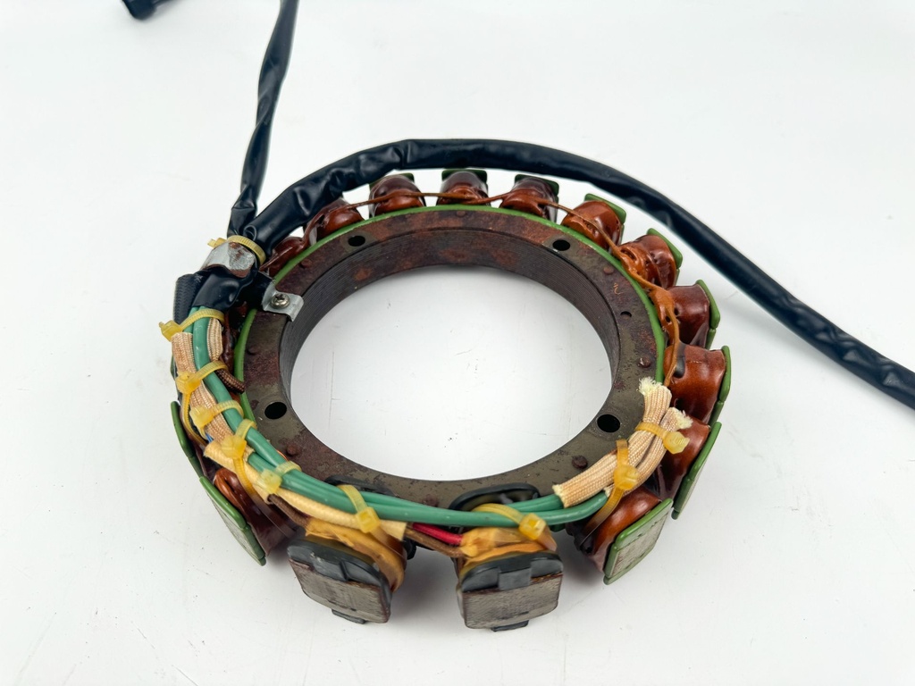 2003 Yamaha 200 HP 2 Stroke Outboard Coil Pulser Base Stator Assembly 65L-85510-00-00 OEM