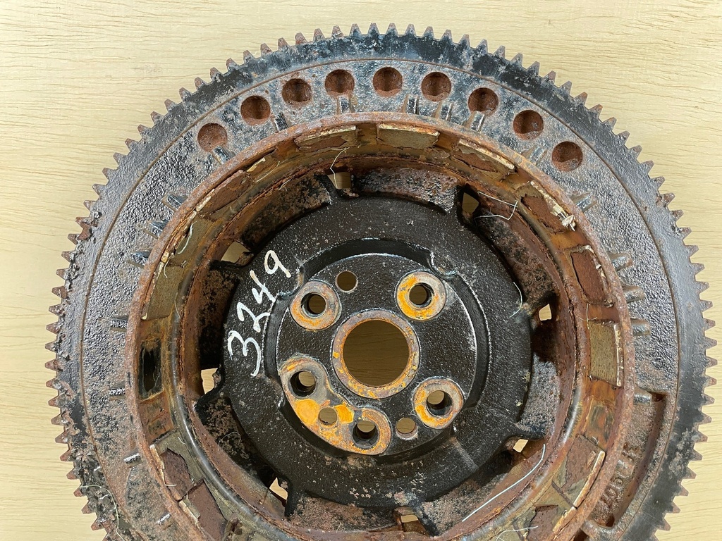 Evinrude Etec 90 - 200 HP Flywheel Assembly 5007033 - For Parts