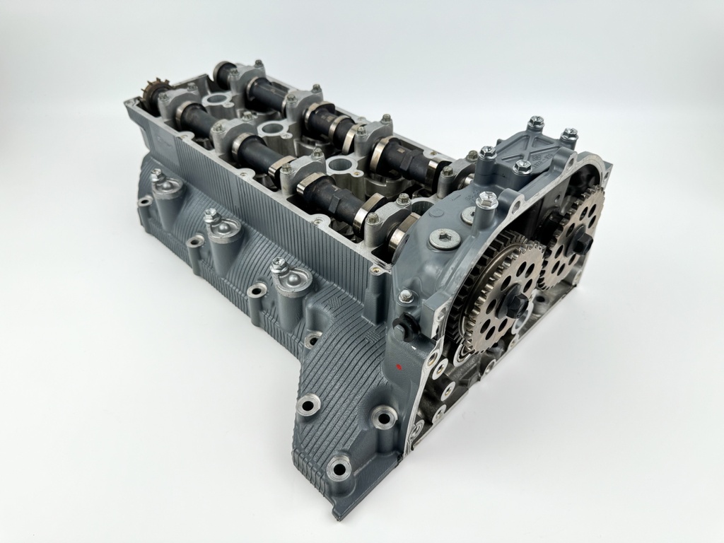 2018 Suzuki 150 HP 4 Stroke Outboard Cylinder Head 11101-96J02 OEM