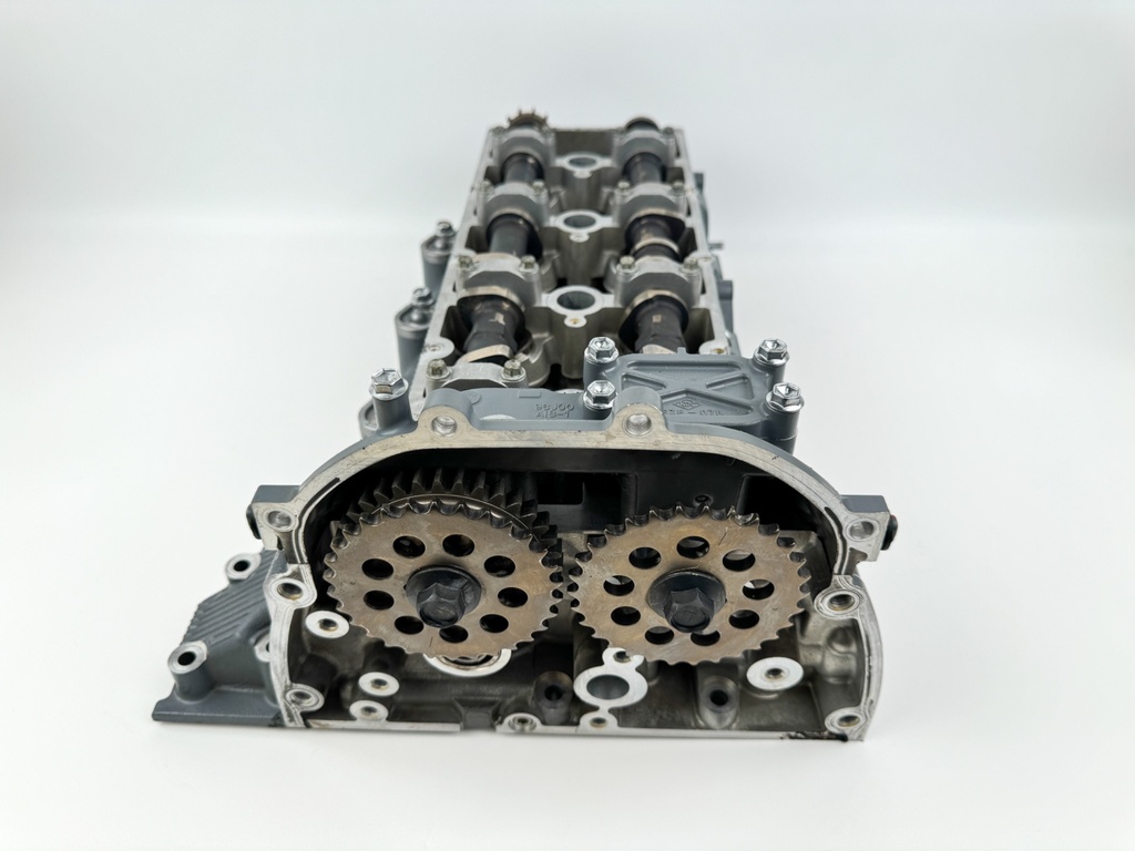 2018 Suzuki 150 HP 4 Stroke Outboard Cylinder Head 11101-96J02 OEM