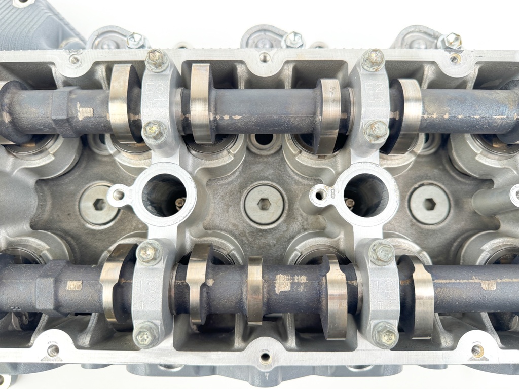 2018 Suzuki 150 HP 4 Stroke Outboard Cylinder Head 11101-96J02 OEM