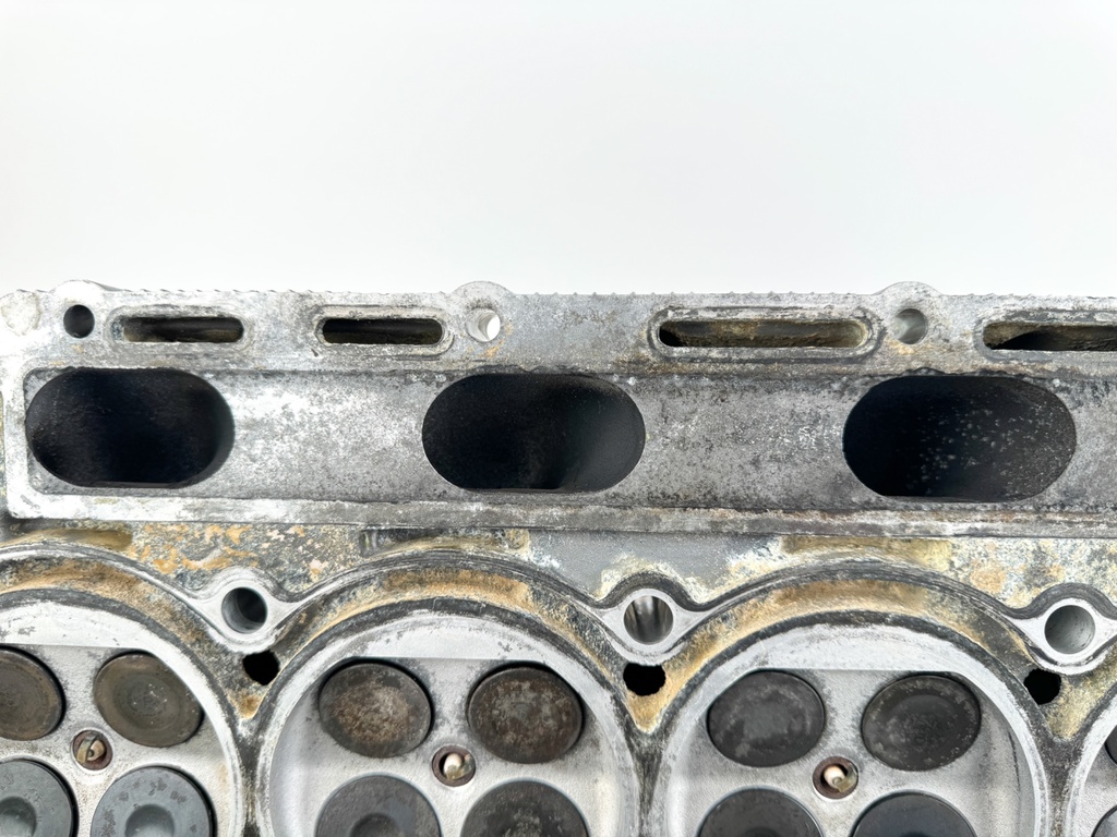 2018 Suzuki 150 HP 4 Stroke Outboard Cylinder Head 11101-96J02 OEM