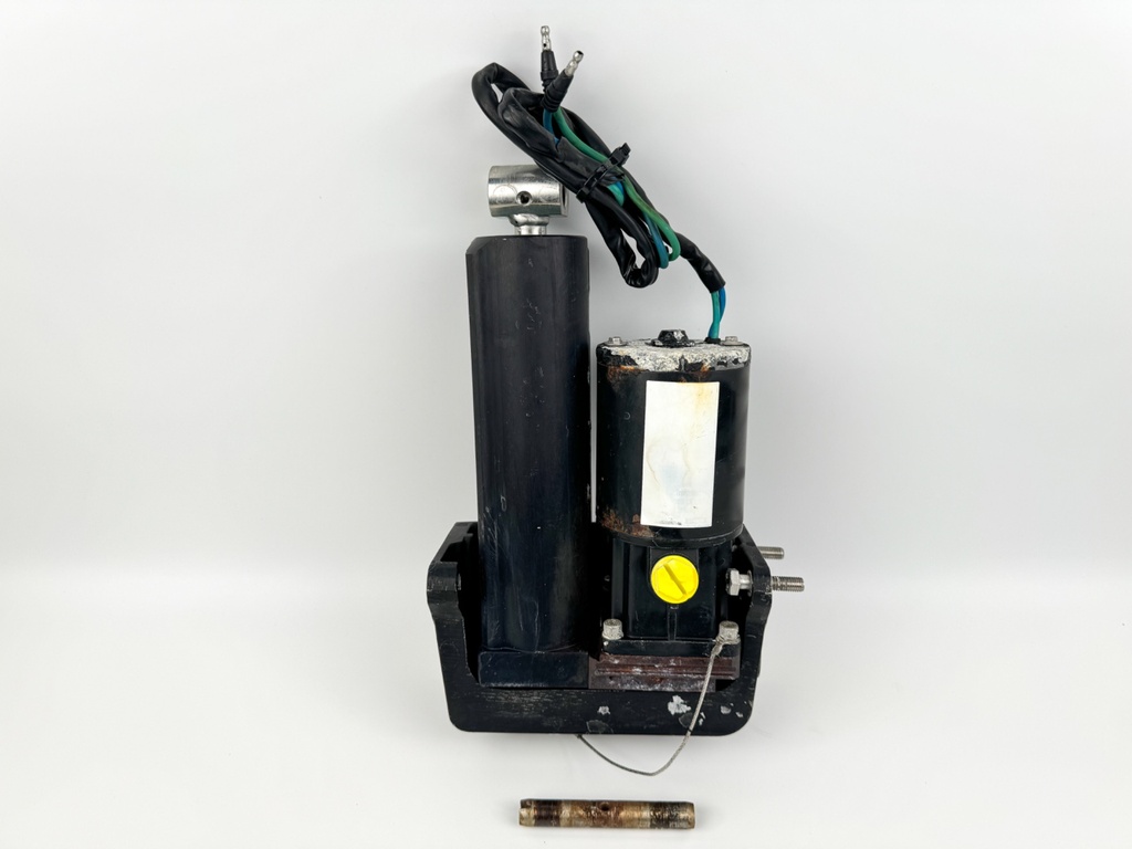 830150T2 Mercury 40 50 60 HP 2 Stroke Outboard Power Trim Tilt Unit Assembly 8M0055011