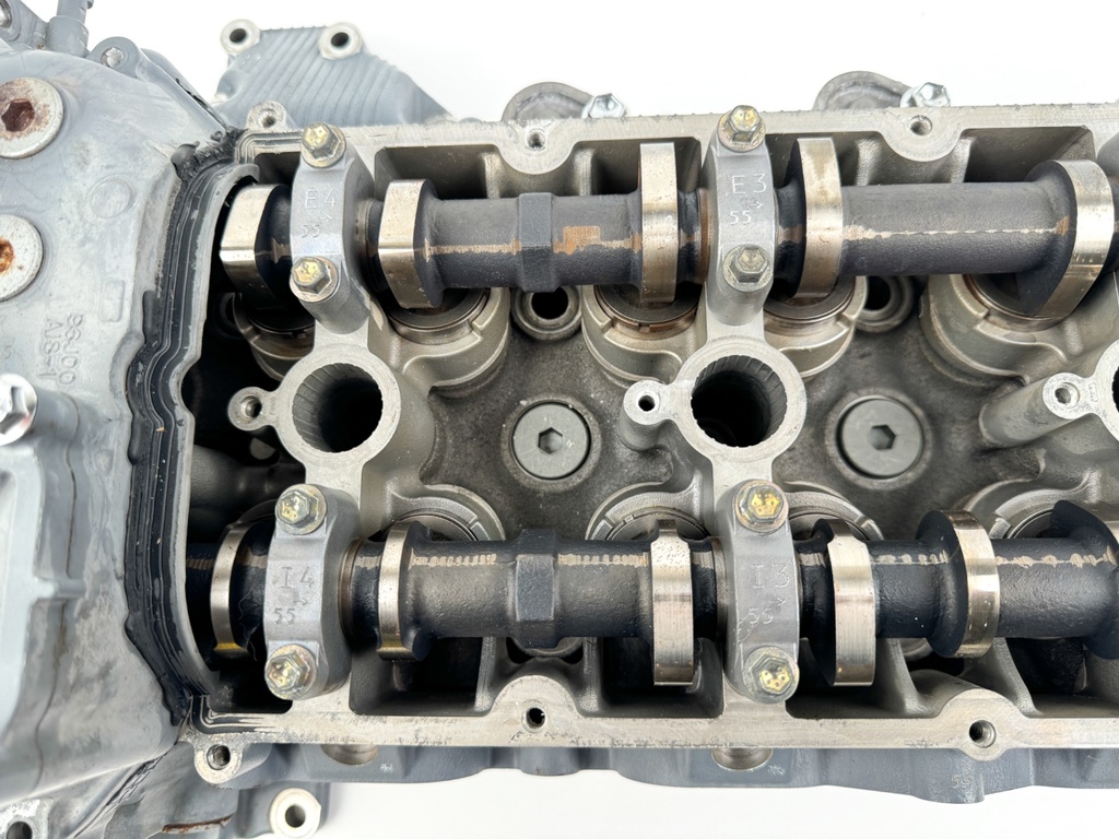 2021 Suzuki 150 HP 4 Stroke Outboard Cylinder Head 11100-96L10 Repair