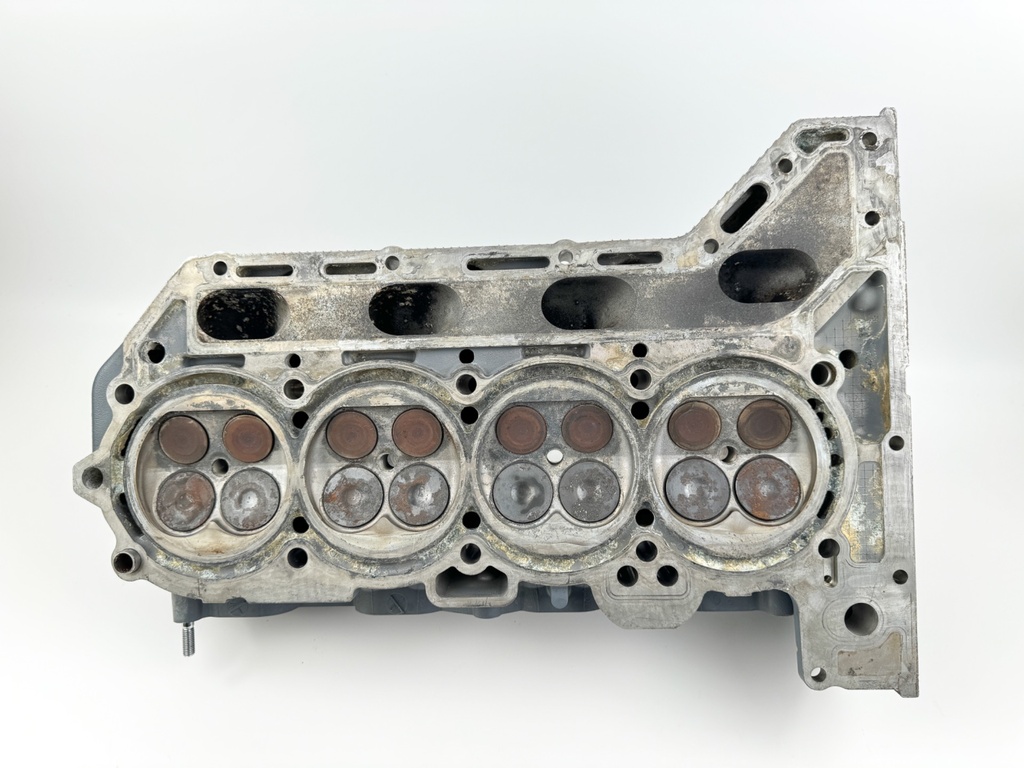 2021 Suzuki 150 HP 4 Stroke Outboard Cylinder Head 11100-96L10 Repair