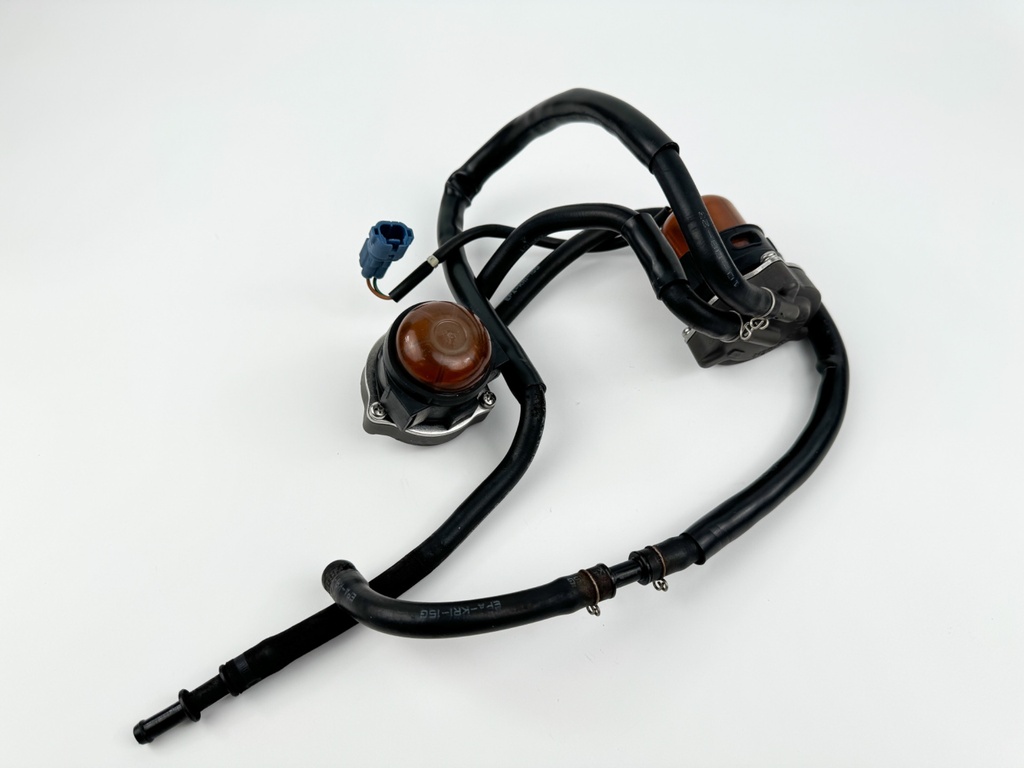 2007 Honda 150 HP 4 Stroke Outboard Water Separator & Fuel Filter 16800-ZY6-003