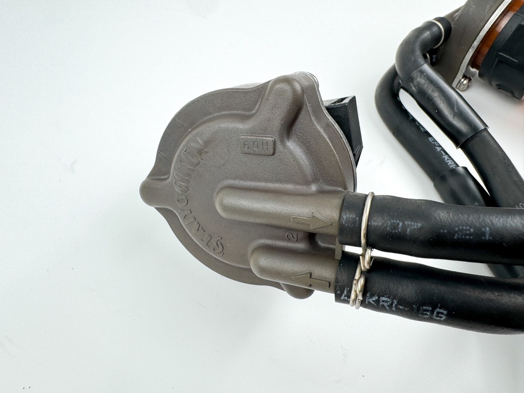 2007 Honda 150 HP 4 Stroke Outboard Water Separator & Fuel Filter 16800-ZY6-003