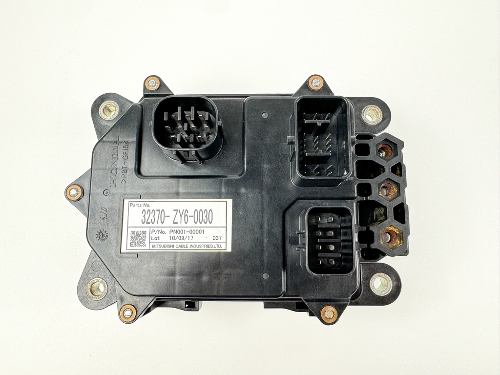 2007 Honda 150 HP 4 Stroke Outboard Fuse Box 32370-ZY6-004 OEM