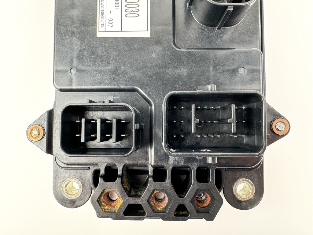 2007 Honda 150 HP 4 Stroke Outboard Fuse Box 32370-ZY6-004 OEM