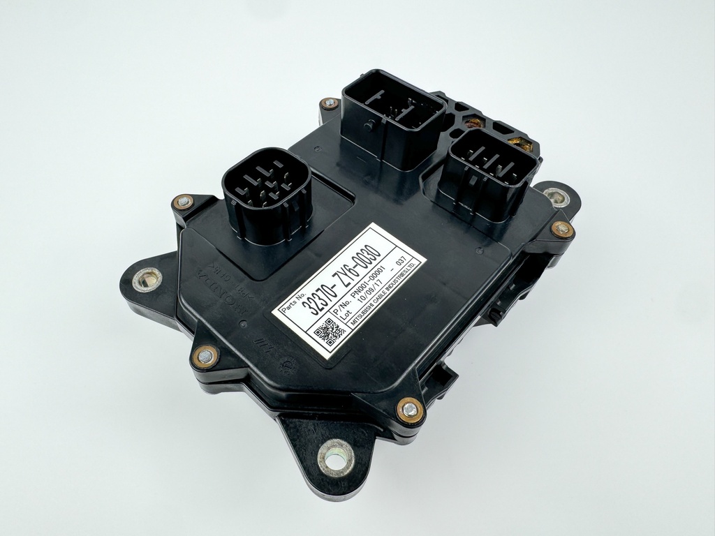 2007 Honda 150 HP 4 Stroke Outboard Fuse Box 32370-ZY6-004 OEM