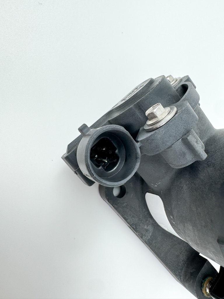 2003 Mercury 60 HP 4 Stroke Outboard Throttle Body Assembly 877831T OEM