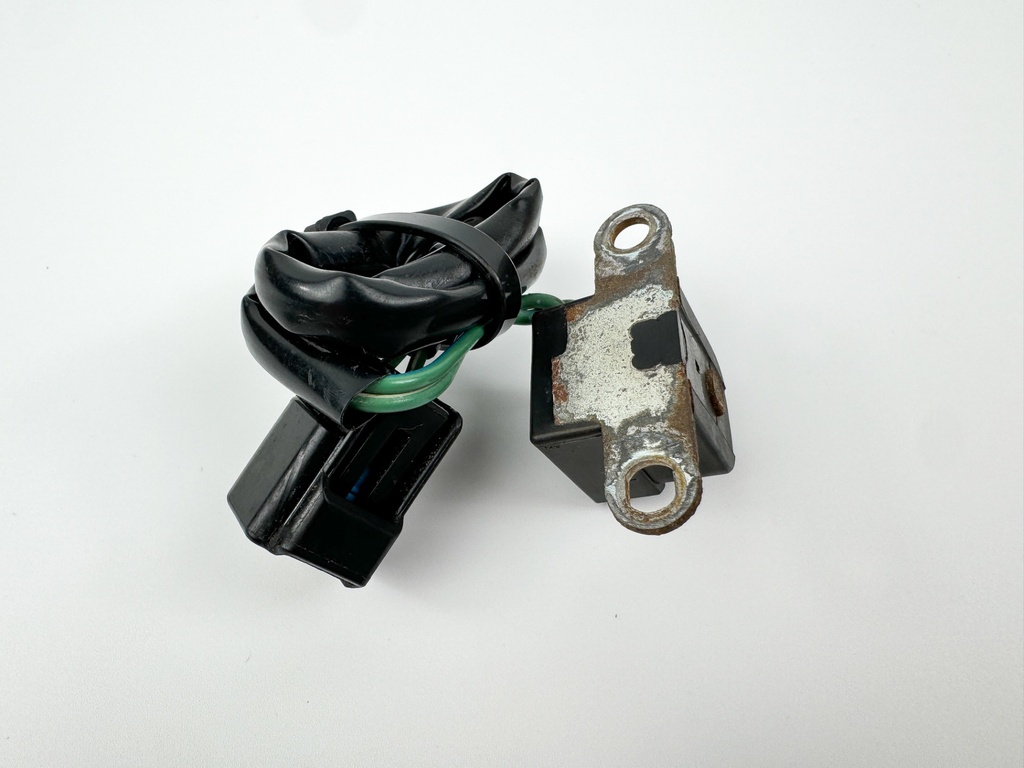 2003 Yamaha 200 HP 2 Stroke Outboard Crankshaft Position Sensor CPS 61A-85895-00-00 OEM